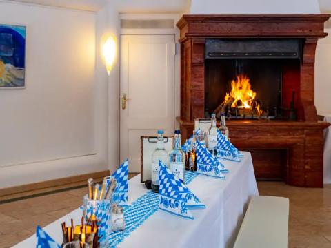 Zum Vergrößern klicken