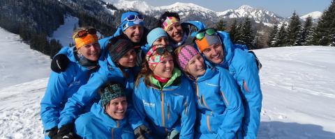 Das Team der Skischule skitotal